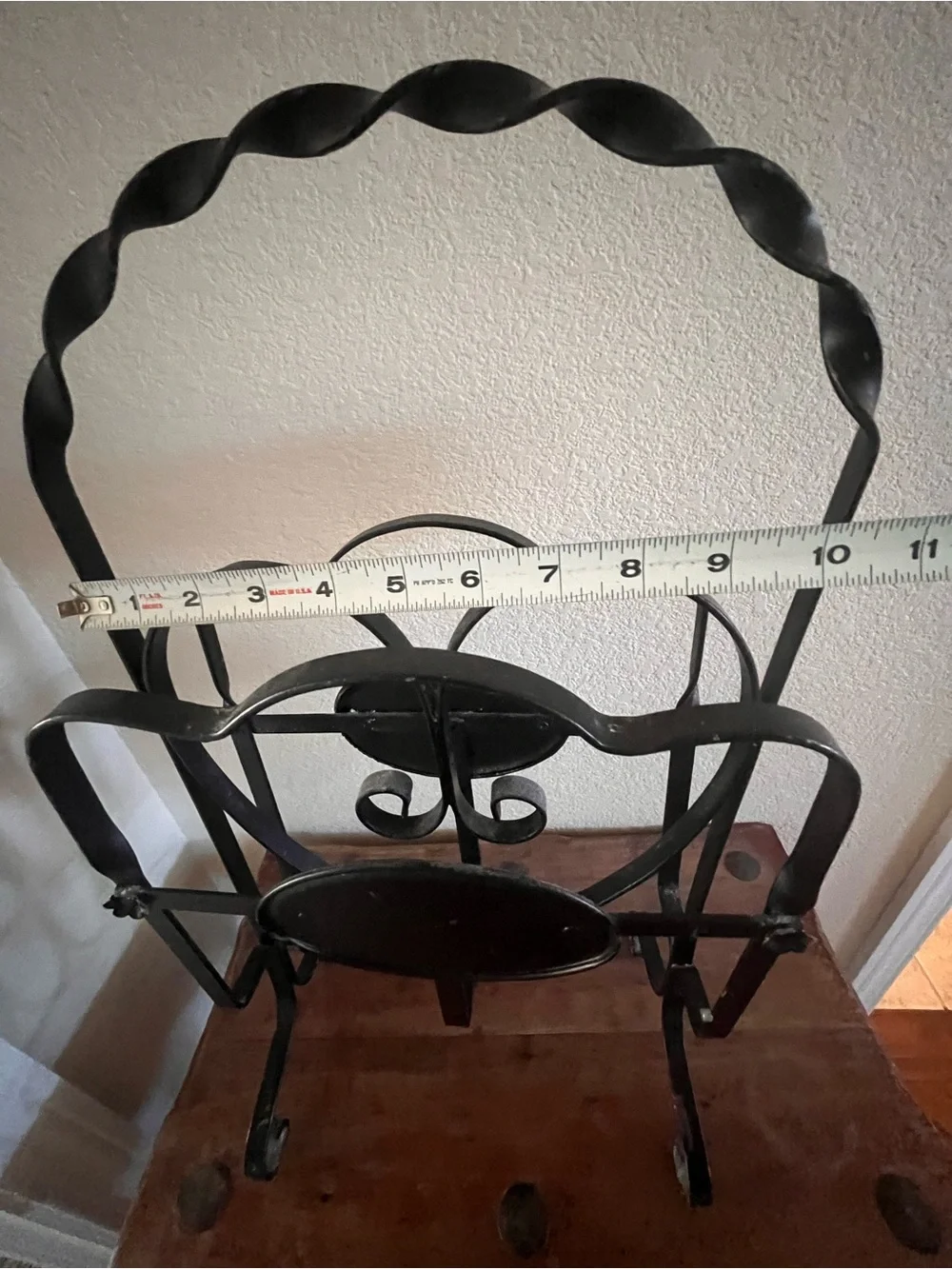 1940s Black Wrought Iron Heart Magazine Stand - Home